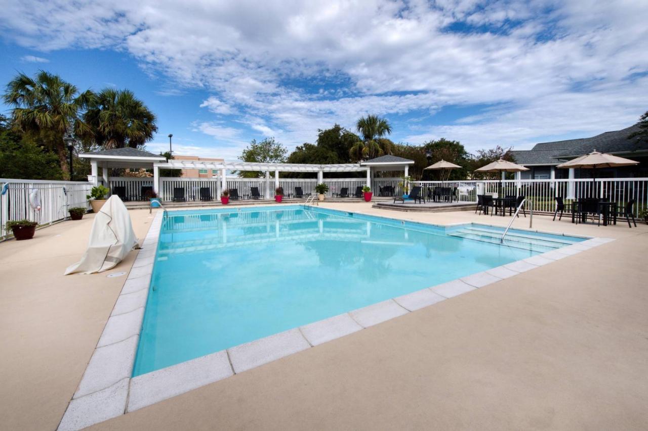 Residence Inn By Marriott Wilmington Landfall Zewnętrze zdjęcie